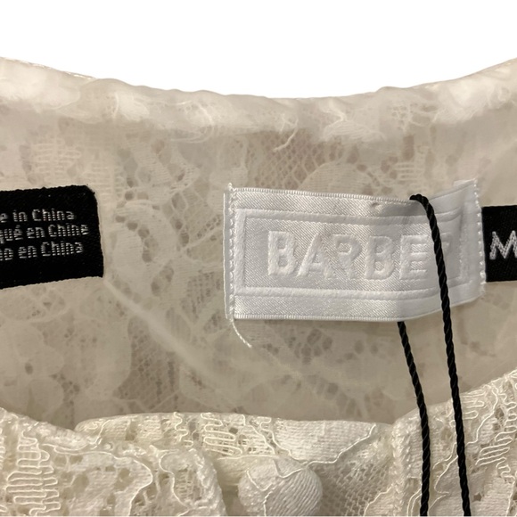 NWT BARBER BABE ON BOARD  Elegant Cream Lace Ruffle Top Size Medium - Picture 3 of 14